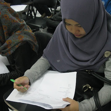 Profile photo of Tri Wahyuni