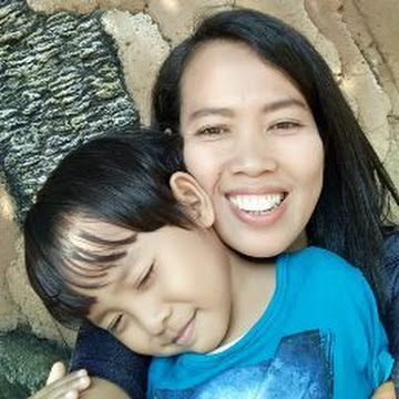 Profile photo of Thia Damayanti
